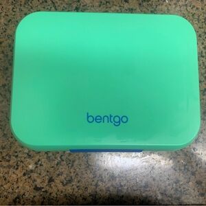 Bentgo Green Lunch Box